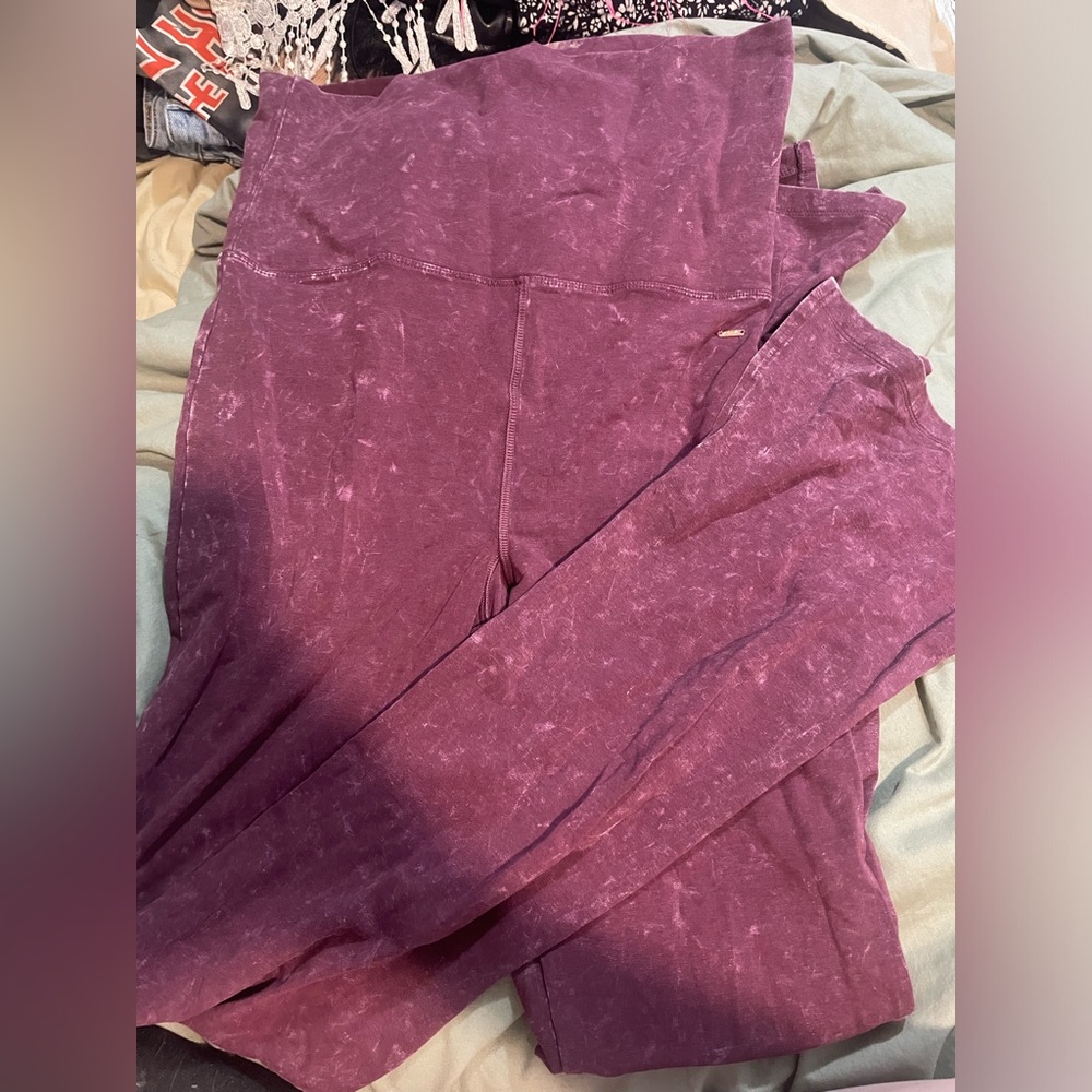 Purple flared leggings